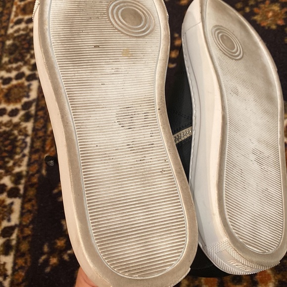 P448 Re:new sneakers EUC - sz 40 - Picture 3 of 9